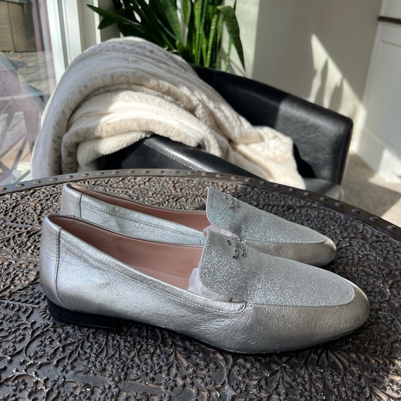 KATE SPADE NEW YORK CITY LIGHTS LOAFERS IN SILVER 8 - Picture 5 of 8
